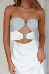 L'Amore Cut-Out Bodice Midi Dress Silver/White