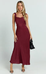 Dara Midi Dress Low Neck Sleeveless Slip Dress in Wine
