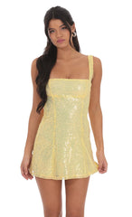 Sequin Glitter Back Bow Bodycon Dress in Yellow